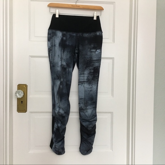 Like New Nike Run Co Girls' Printed Leggings - Picture 2 of 8